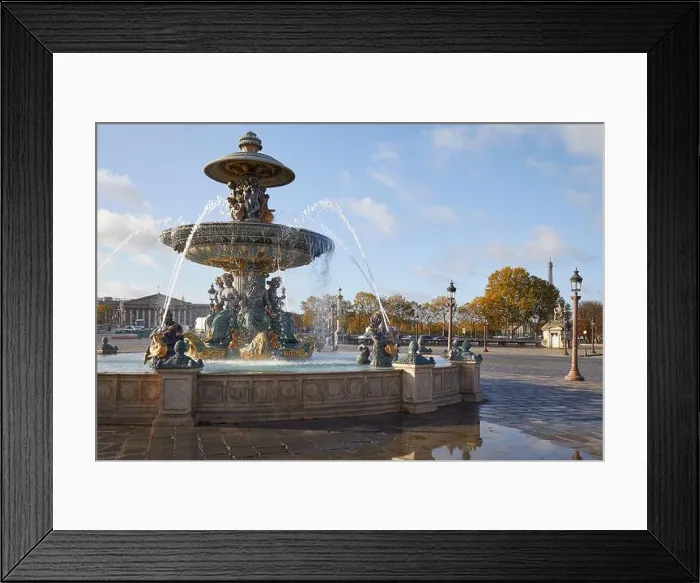 Framed Print : Place de la Concorde fountain in a sunny autumn day in Paris, France