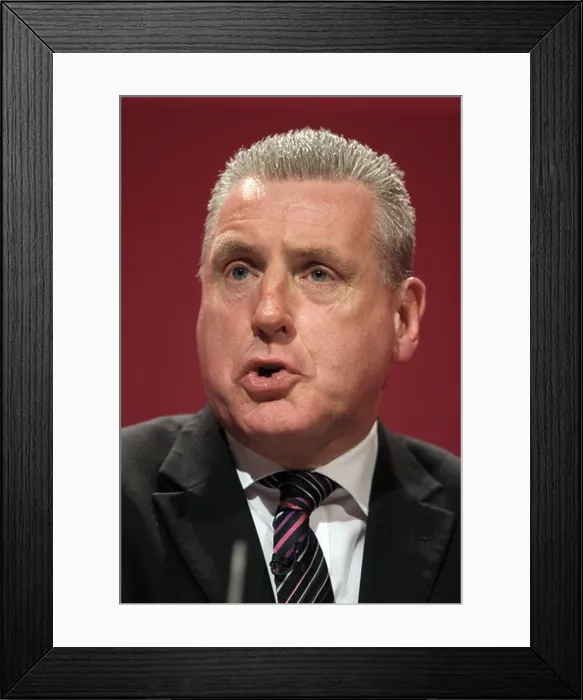 Framed Print : VERNON COAKER MP LABOUR PARTY GEDLING 29 September 2010 MANCHESTER CENTRAL MANCHESTER ENGLAND Framed Print : VERNON COAKER MP LABOUR PARTY GEDLING 29 September 2010 MANCHESTER CENTRAL MANCHESTER ENGLAND
