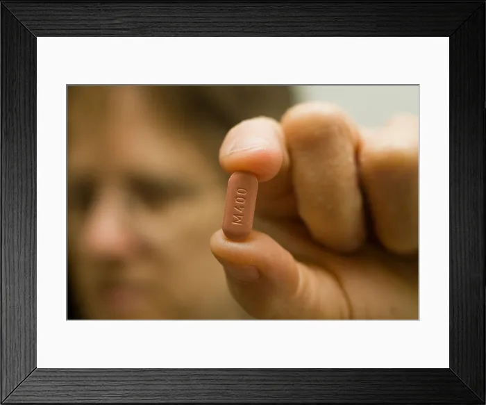Framed Print : Avelox moxifloxacin hydrochloride 400 mg dosage tablet