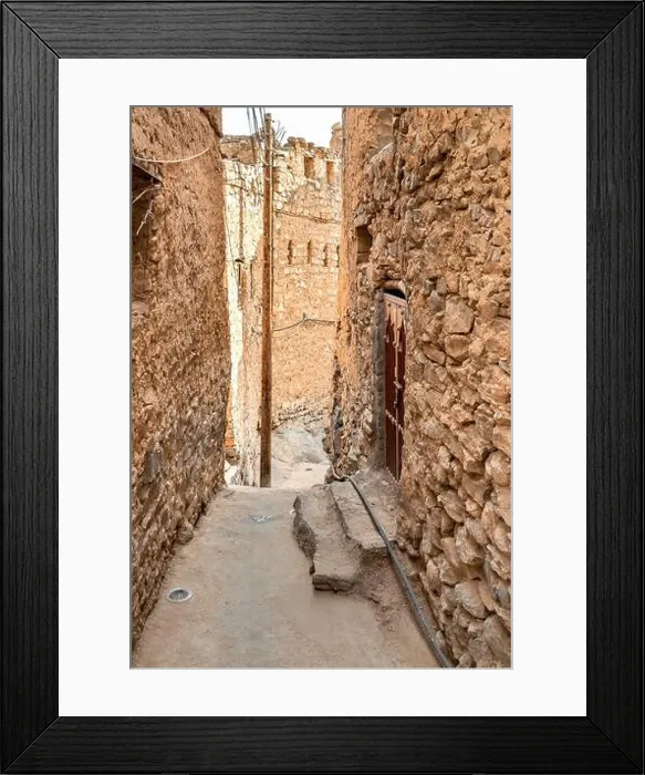 Framed Print : Narrow alleyway in the old mountain village Misfat Al Abriyeen in Sultanate of Oman Framed Print : Narrow alleyway in the old mountain village Misfat Al Abriyeen in Sultanate of Oman