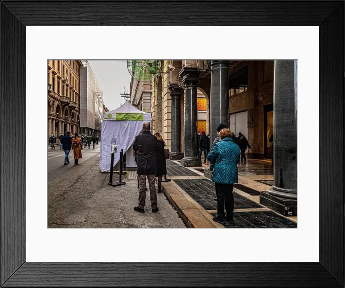 Framed Print : Italy Piedmont Turin - people lined up in front of a mobile tent to make the instant swab for Covid 19 Framed Print : Italy Piedmont Turin - people lined up in front of a mobile tent to make the instant swab for Covid 19