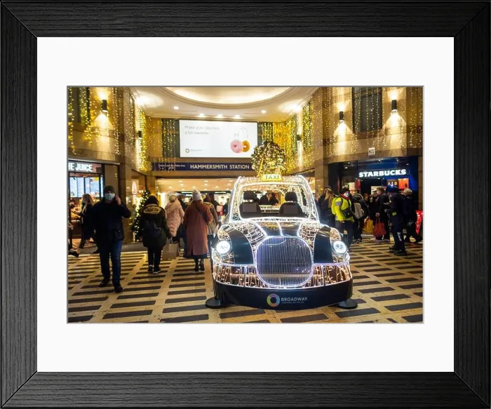Framed Print : London- December 2021: Christmas lights inside the Broadway Centre in Hammersmith Framed Print : London- December 2021: Christmas lights inside the Broadway Centre in Hammersmith
