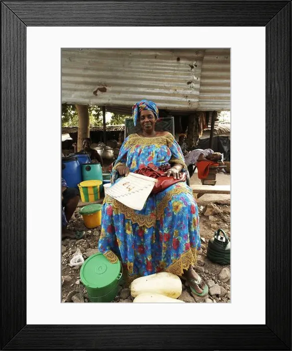Framed Print : Fulani woman with mouth and lips tatto is posing proudly in Mali, West Africa Framed Print : Fulani woman with mouth and lips tatto is posing proudly in Mali, West Africa