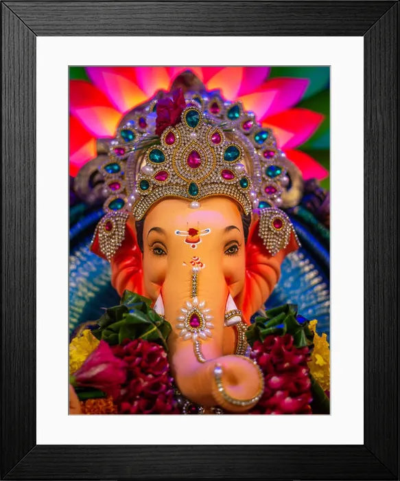 Framed Print : Beautiful statue of Lord Ganesha