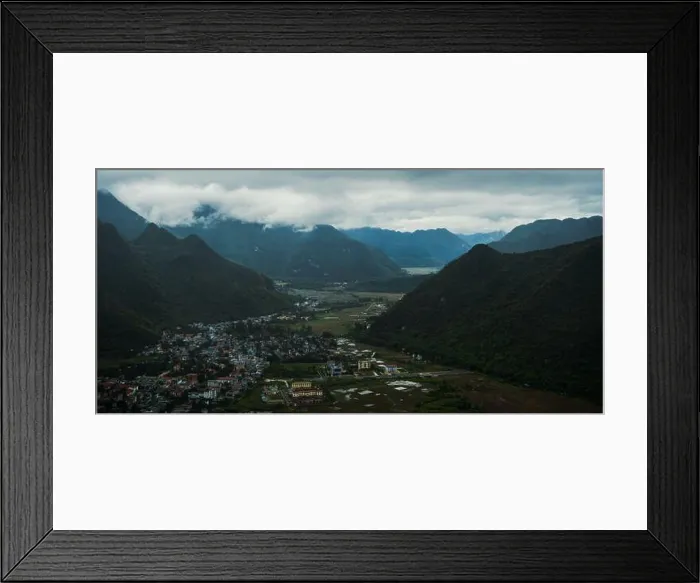 Framed Print : Misty mountains surround the lush valleys of Hoa Binh City and Mai Chau, Vietnam Framed Print : Misty mountains surround the lush valleys of Hoa Binh City and Mai Chau, Vietnam