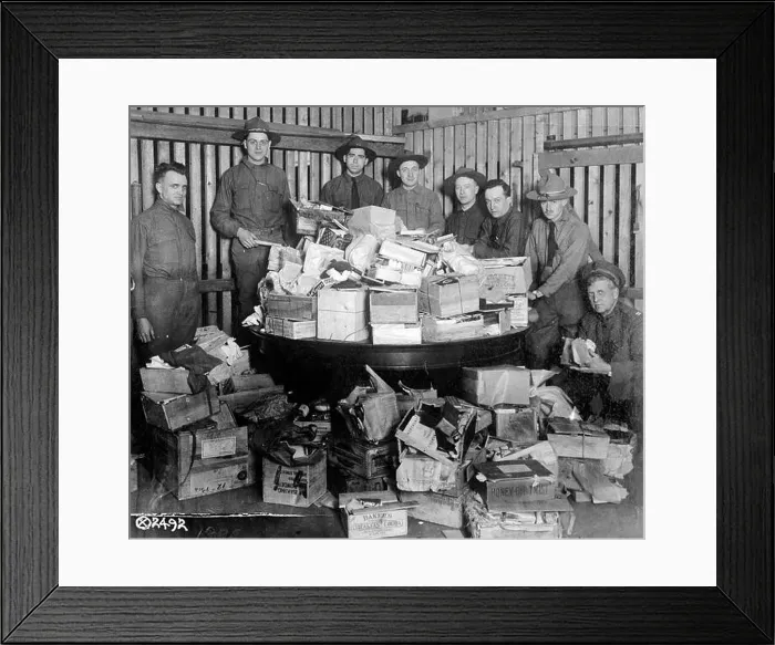 Framed Print : At the port of embarkation Army officers established a 'Christmas Box Hospital' for the repair of Christmas boxes Framed Print : At the port of embarkation Army officers established a 'Christmas Box Hospital' for the repair of Christmas boxes