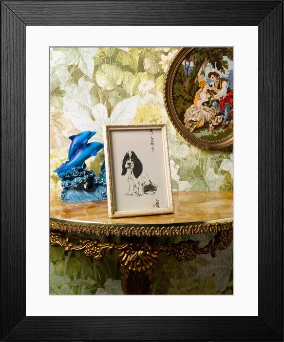 Framed Print : A hall table dressed with tacky ornaments Framed Print : A hall table dressed with tacky ornaments