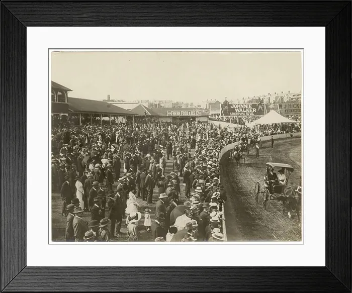 Framed Print : A photograph of the Grand Parade at the Royal Easter Show in Sydney