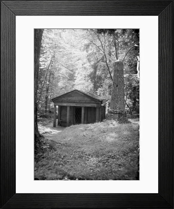 Framed Print : Obelisk in front of the Temple of Belisar in the English Park Framed Print : Obelisk in front of the Temple of Belisar in the English Park
