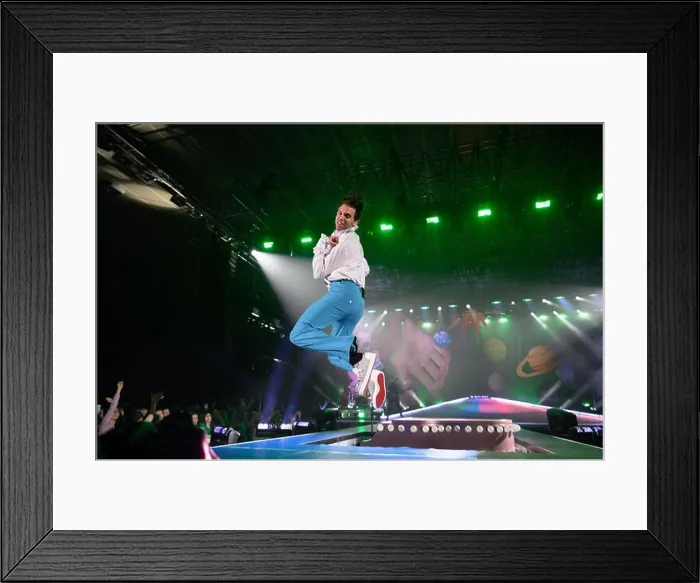 Framed Print : Mika performed last night 1.2.2020 in Padua (Italy) Framed Print : Mika performed last night 1.2.2020 in Padua (Italy)