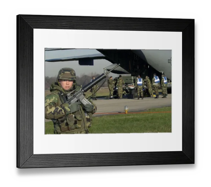Framed Print : 031210-F-4539R-004