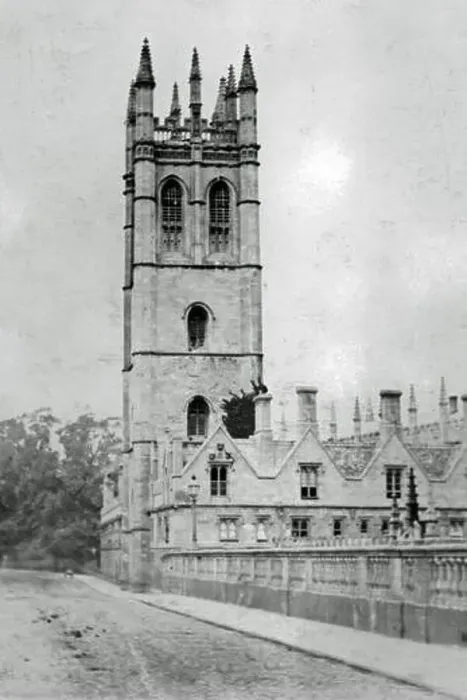 Framed Print : 1900 Historic Black and White Photograph of Magdalen College, High Street, Oxford, England, UK Framed Print : 1900 Historic Black and White Photograph of Magdalen College, High Street, Oxford, England, UK