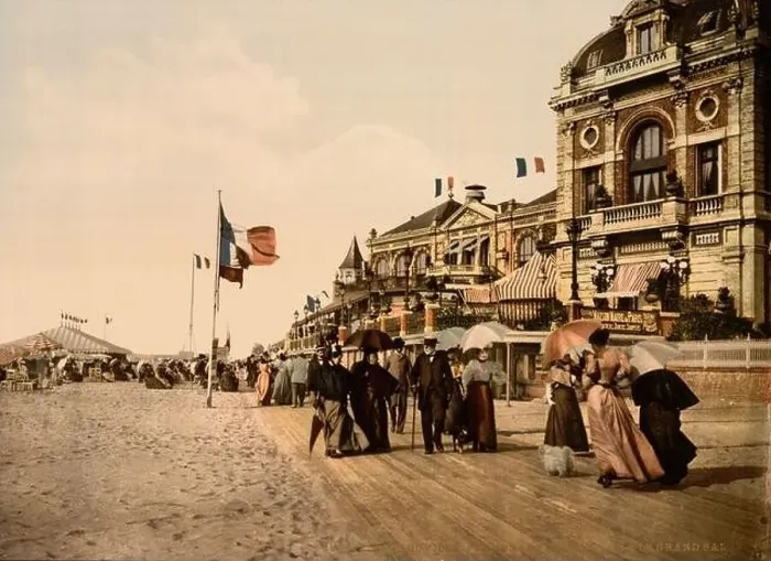 Framed Print : 1905 ca, TROUVILLE ( Trouville-sur-Mer ) Framed Print : 1905 ca, TROUVILLE ( Trouville-sur-Mer )