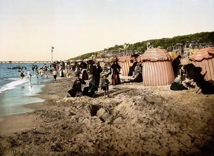 Framed Print : 1905 ca, TROUVILLE ( Trouville-sur-Mer ) Framed Print : 1905 ca, TROUVILLE ( Trouville-sur-Mer )