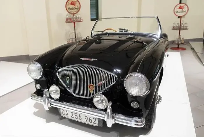 Framed Print : A 1955 Austin Healey 100M BN2 At the Franschhoek Motor Museum South Africa Framed Print : A 1955 Austin Healey 100M BN2 At the Franschhoek Motor Museum South Africa