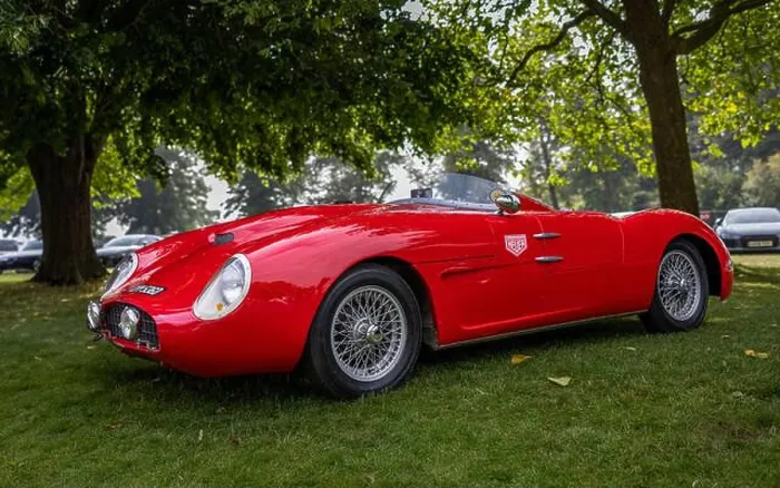Framed Print : 1966 Formosa 120 GR, on display at the 2024 Salon Privé Concours d'Elégance motor show held at Blenheim Palace Framed Print : 1966 Formosa 120 GR, on display at the 2024 Salon Privé Concours d'Elégance motor show held at Blenheim Palace
