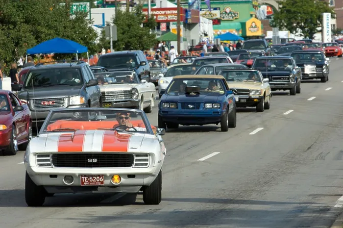 Framed Print : 1969 Camaro SS convertible at the 2007 Woodward Dream Cruise Framed Print : 1969 Camaro SS convertible at the 2007 Woodward Dream Cruise