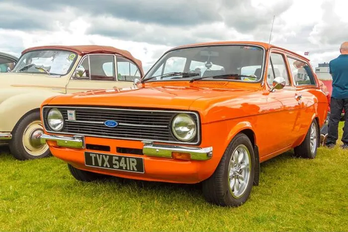 Framed Print : 1977 orange vintage classic Mark 2 Ford Escort Estate UK Framed Print : 1977 orange vintage classic Mark 2 Ford Escort Estate UK