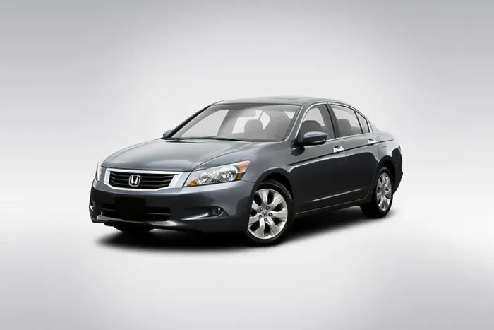 Framed Print : 2008 Honda Accord EX-L V6 in Gray - Front angle view Framed Print : 2008 Honda Accord EX-L V6 in Gray - Front angle view