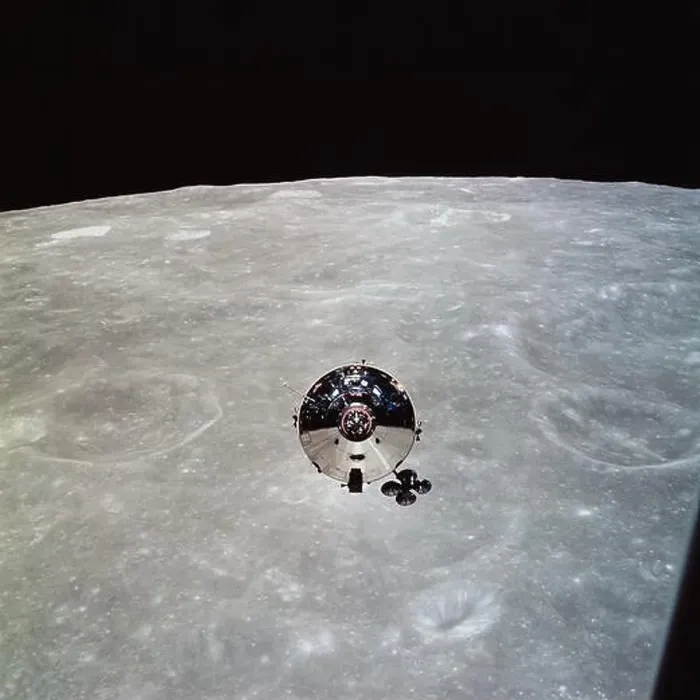 Framed Print : 22nd May, 1962. The Apollo 10 command module (CM) Charlie Brown is seen from the lunar module (LM) Framed Print : 22nd May, 1962. The Apollo 10 command module (CM) Charlie Brown is seen from the lunar module (LM)