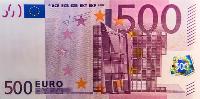 Framed Print : 500 Euro bill full frame Framed Print : 500 Euro bill full frame