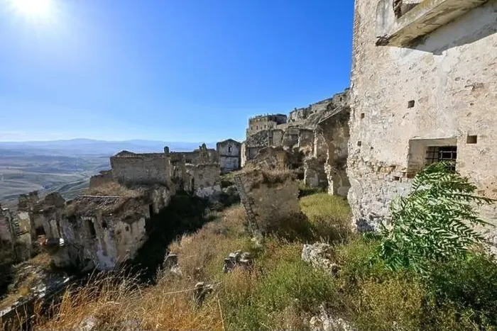 Framed Print : The abandoned village of Craco, Basilicata region, Italy Framed Print : The abandoned village of Craco, Basilicata region, Italy