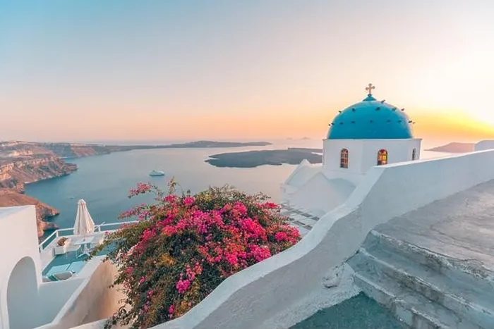 Framed Print : Aegean sea at sundown, Santorini Island, Greece. Mediterranean summer mood, vacation and travel background. Luxury destination, amazing view Framed Print : Aegean sea at sundown, Santorini Island, Greece. Mediterranean summer mood, vacation and travel background. Luxury destination, amazing view