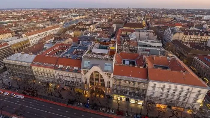 Framed Print : Aerial drone shot of Bubble Bar terrace on rooftop of Budapest building in sunset Framed Print : Aerial drone shot of Bubble Bar terrace on rooftop of Budapest building in sunset