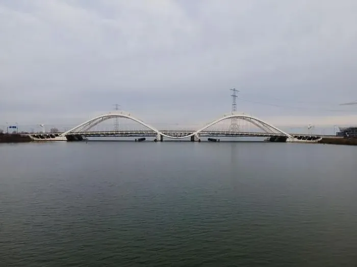 Framed Print : Aerial drone video of the Enneus Heermabrug in Amsterdam Framed Print : Aerial drone video of the Enneus Heermabrug in Amsterdam