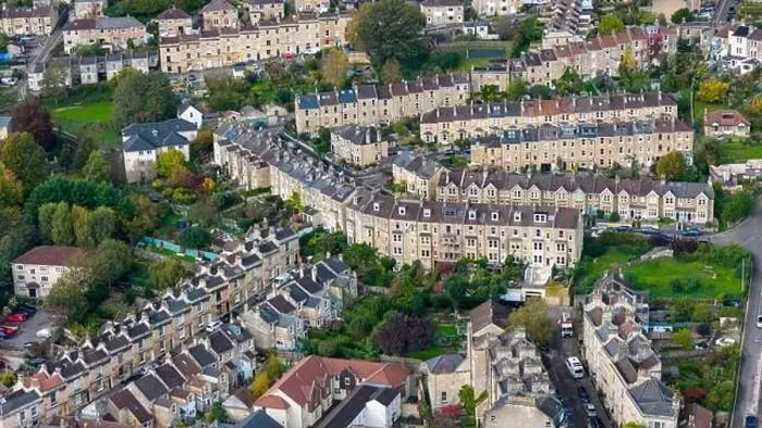 Framed Print : Aerial drone view of Kensington Gardens, Bath UK. (31-10-2023) Framed Print : Aerial drone view of Kensington Gardens, Bath UK. (31-10-2023)