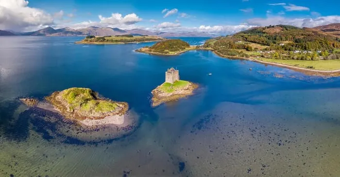 Framed Print : Aerial of the historic castle Stalker in Argyll in autumn, Scotland - United Kingdom Framed Print : Aerial of the historic castle Stalker in Argyll in autumn, Scotland - United Kingdom