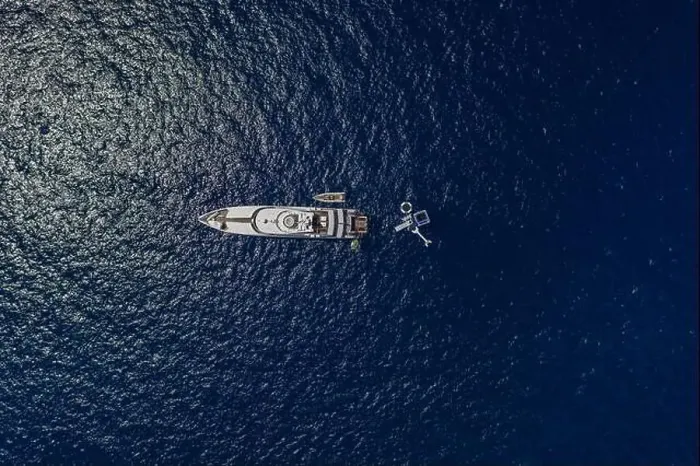 Framed Print : Aerial overhead drone shot of luxury yacht in Tyrrhenian sea near Capri Island in summer