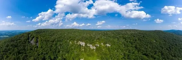 Framed Print : An aerial panorama of Annapolis Rock and South Mountain, located in Washington County, Maryland. Summer season Framed Print : An aerial panorama of Annapolis Rock and South Mountain, located in Washington County, Maryland. Summer season