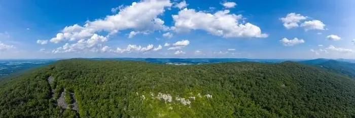 Framed Print : An aerial panorama of Annapolis Rock and South Mountain, located in Washington County, Maryland. Summer season Framed Print : An aerial panorama of Annapolis Rock and South Mountain, located in Washington County, Maryland. Summer season