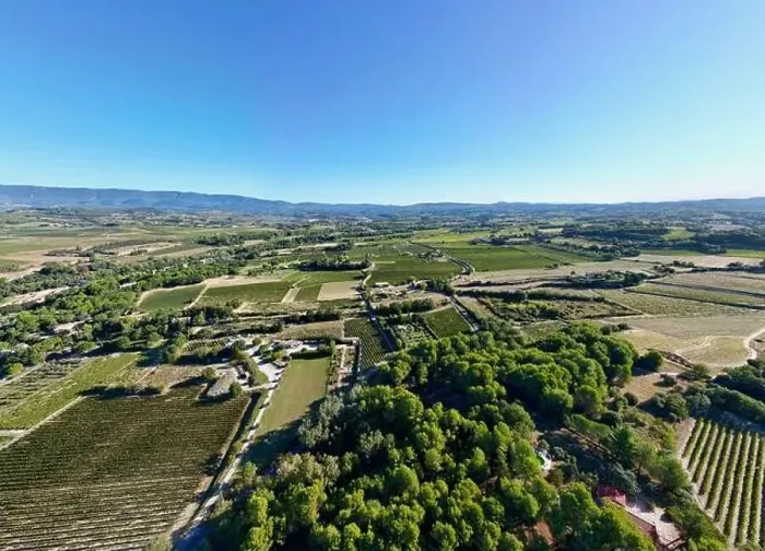 Framed Print : Aerial Panorama of Pertuis: Summer Horizon in Vaucluse Framed Print : Aerial Panorama of Pertuis: Summer Horizon in Vaucluse