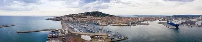 Framed Print : Aerial panorama of the port of Sète at sunrise in Hérault in Occitanie, France Framed Print : Aerial panorama of the port of Sète at sunrise in Hérault in Occitanie, France