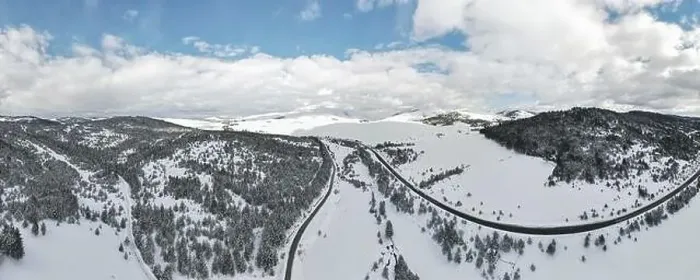 Framed Print : Aerial panorama view of suburb Vodice in winter morning, Landscape on Zlatibor mountain, Serbia. Drone view Framed Print : Aerial panorama view of suburb Vodice in winter morning, Landscape on Zlatibor mountain, Serbia. Drone view