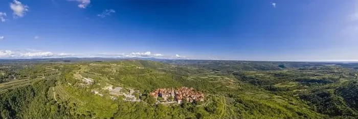 Framed Print : Aerial panoramic drone picture of the medieval town of Groznjan on the Istrian peninsula during daytime in summer Framed Print : Aerial panoramic drone picture of the medieval town of Groznjan on the Istrian peninsula during daytime in summer