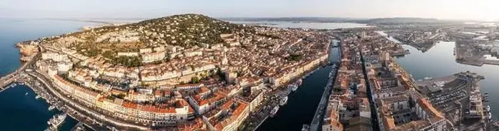 Framed Print : Aerial panoramic of the main canal of the city of Sète at sunrise, in Occitanie, France Framed Print : Aerial panoramic of the main canal of the city of Sète at sunrise, in Occitanie, France