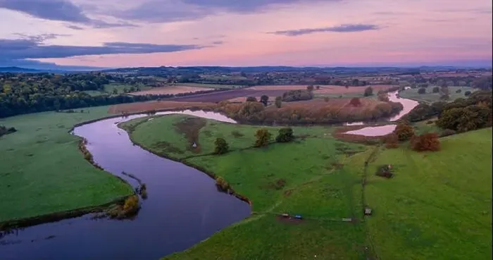 Framed Print : Aerial panoramic shoot over River Severn meander at autumnal sunrise in Shropshire, UK Framed Print : Aerial panoramic shoot over River Severn meander at autumnal sunrise in Shropshire, UK