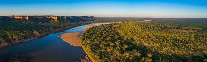 Framed Print : An aerial panoramic of the stunning Chilojo cliffs in Zimbabwe's Gonarezhou National park Framed Print : An aerial panoramic of the stunning Chilojo cliffs in Zimbabwe's Gonarezhou National park