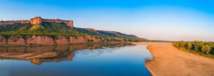 Framed Print : An aerial panoramic of the stunning Chilojo cliffs in Zimbabwe's Gonarezhou National park Framed Print : An aerial panoramic of the stunning Chilojo cliffs in Zimbabwe's Gonarezhou National park