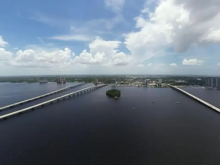 Framed Print : Aerial photo Caloosahatchee River view of Fort Myers FL Framed Print : Aerial photo Caloosahatchee River view of Fort Myers FL