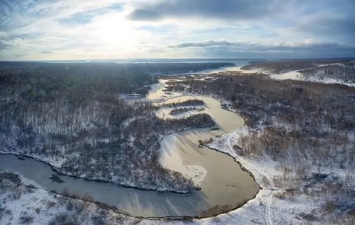 Framed Print : Aerial photo panorama of Koen river under ice and snow. Beautiful winter landscape. Novosibirsk, Siberia, Russia Framed Print : Aerial photo panorama of Koen river under ice and snow. Beautiful winter landscape. Novosibirsk, Siberia, Russia