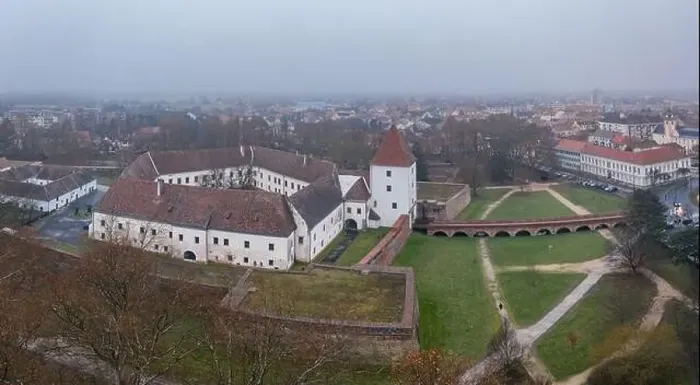 Framed Print : Aerial photo of Sarvar, Nadasdy castle in winter