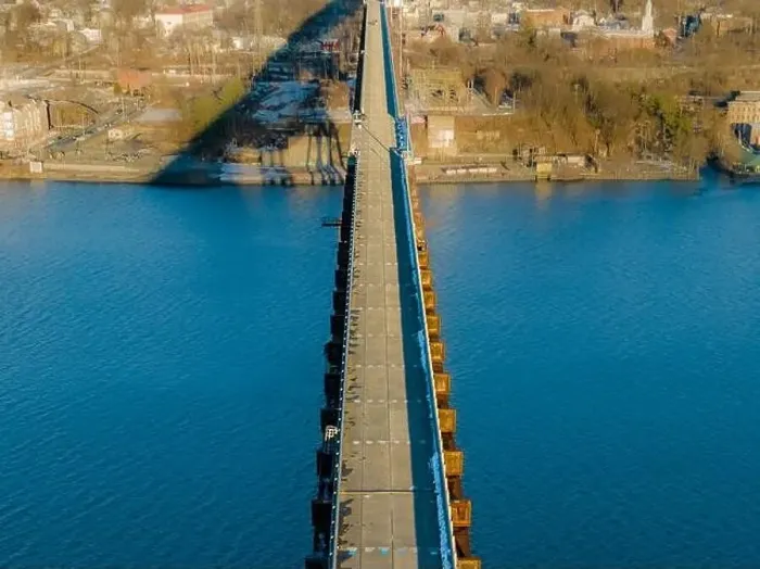 Framed Print : Aerial photo of a walkway bridge near Poughkeepsie NY over the Hudson River Framed Print : Aerial photo of a walkway bridge near Poughkeepsie NY over the Hudson River