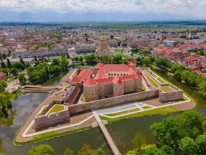 Framed Print : Aerial photography of the Citadel of Fagaras Framed Print : Aerial photography of the Citadel of Fagaras