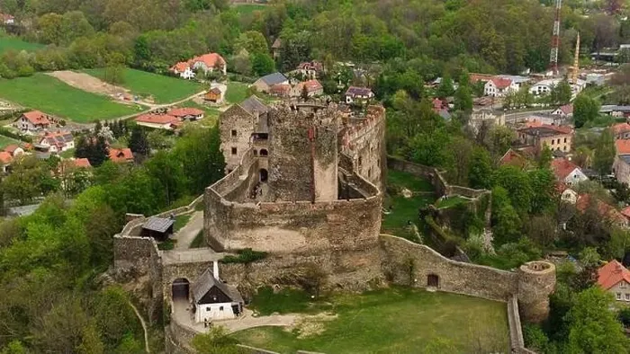 Framed Print : Aerial shot captures the medieval Bolkow Castle in Lower Silesia, Poland Framed Print : Aerial shot captures the medieval Bolkow Castle in Lower Silesia, Poland