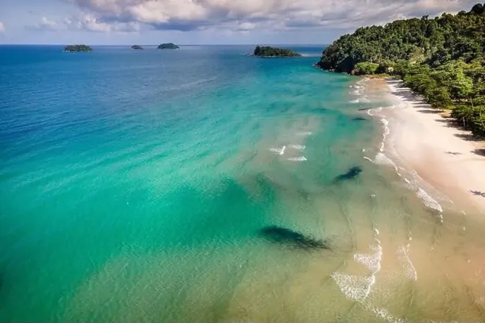 Framed Print : Aerial shot of tropical beach on Koh Chang, Thailand with Islands in distance Framed Print : Aerial shot of tropical beach on Koh Chang, Thailand with Islands in distance
