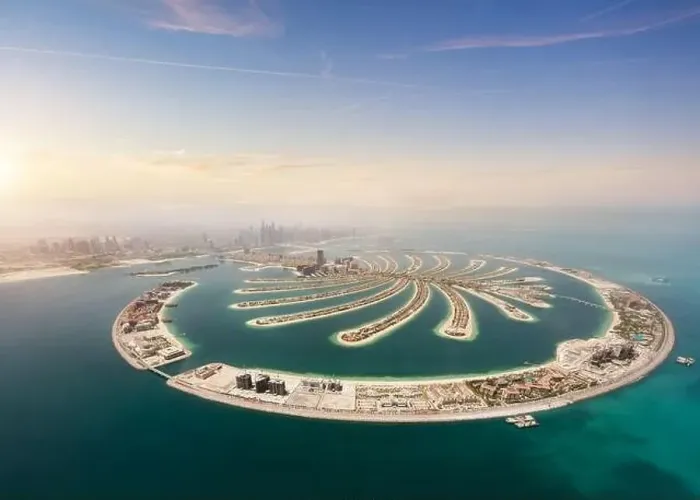 Framed Print : Aerial view of artificial Palm island, Dubai, United Arab Emirates Framed Print : Aerial view of artificial Palm island, Dubai, United Arab Emirates